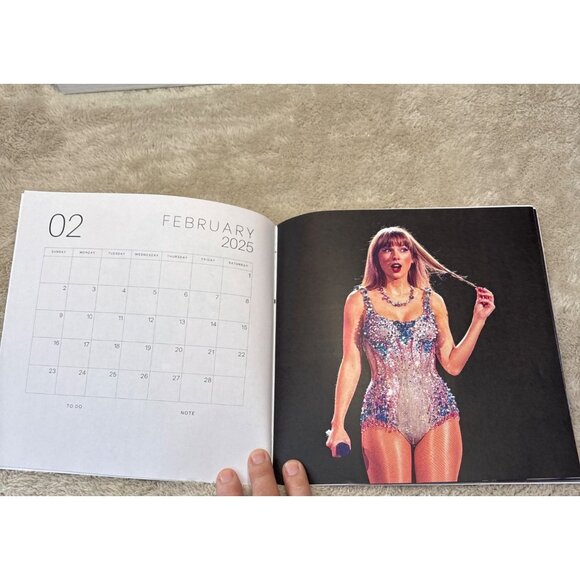 Taylor Swift 2025 Calendar With Monthly Photos - Picture 4 of 6